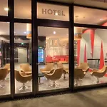 Meininger Hauptbahnhof Hotel 3*