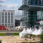 Meininger Hauptbahnhof Hotel