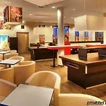 Meininger Hauptbahnhof Hotel