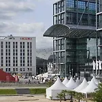Meininger Hauptbahnhof Hotel