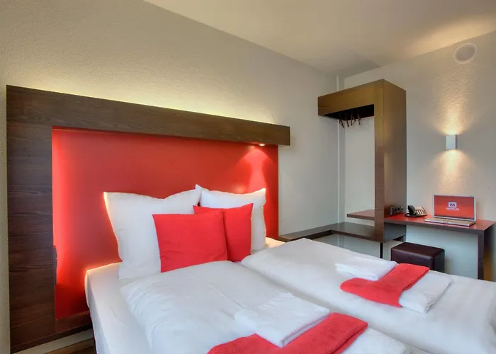 Hotel Meininger Hauptbahnhof 3*