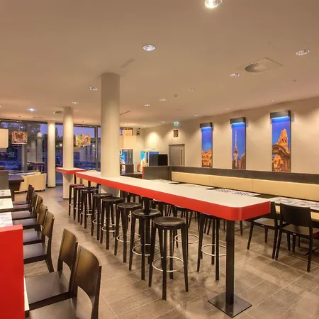 柏林中央車站梅宁阁酒店 酒店 3*