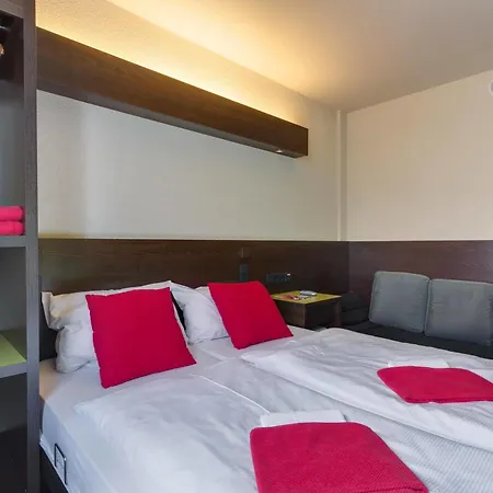 مينينغر هاوبتبانهوف برلين