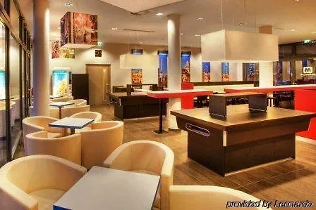 Meininger Hauptbahnhof Hotell