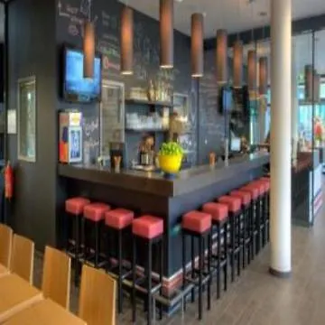 Hotell Meininger Hauptbahnhof 3*