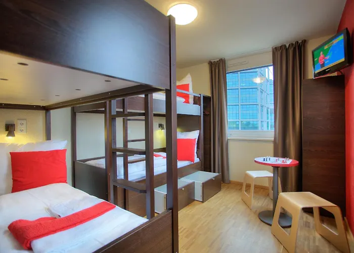 Hotell Meininger Hauptbahnhof 3*