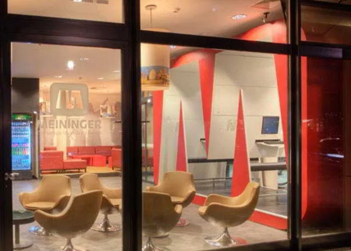 Meininger Hauptbahnhof Hotell